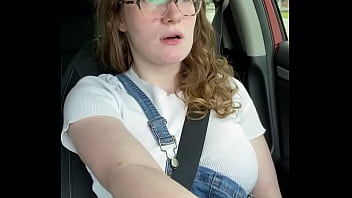 Nerdy Country Girl Rubs Herself In Her Car